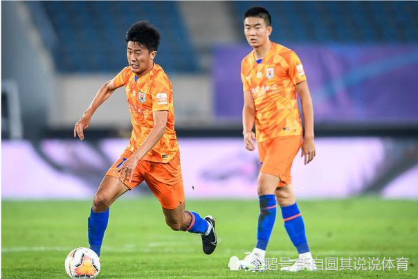 包含里尔迎NBA总决赛关键赛；冲刺阶段调整名单；话题不断；球队文化再被提及的词条